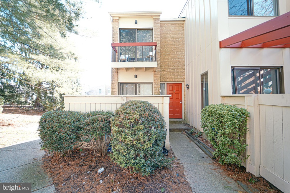 20318 Grazing Way, Montgomery Village, MD 20886 - photo 1