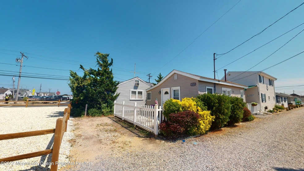 Sold $180,000 • Co-Listing Agent