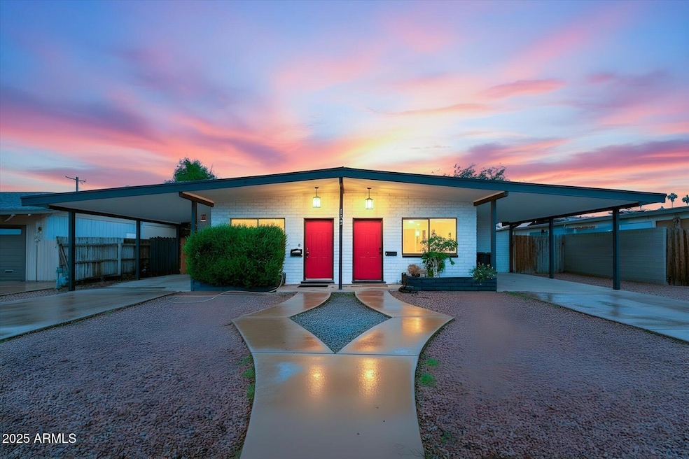 1102 N April unit A, Mesa, AZ 85203 - photo 1