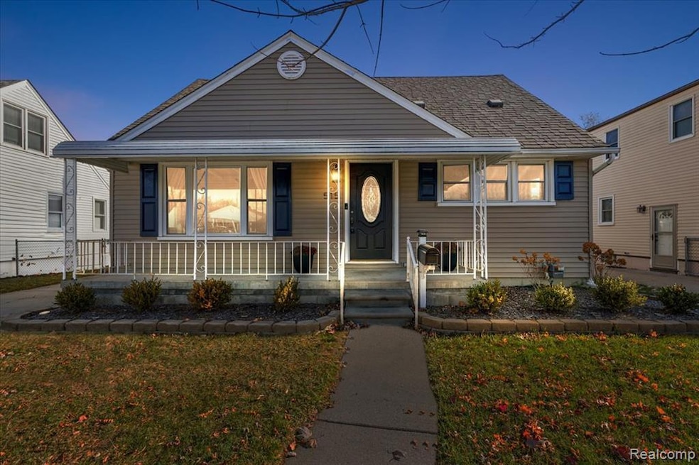515 S Webik Ave, Clawson, MI 48017 - photo 1