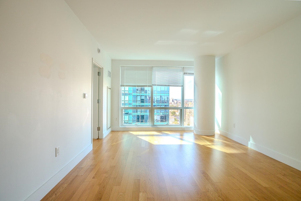 Colgate Center unit C2602, Jersey City, NJ 07302 - photo 1