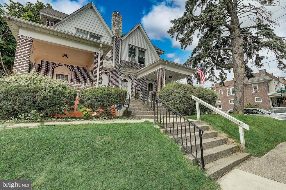 302 S Fulton St, Allentown, PA 18102 - photo 1