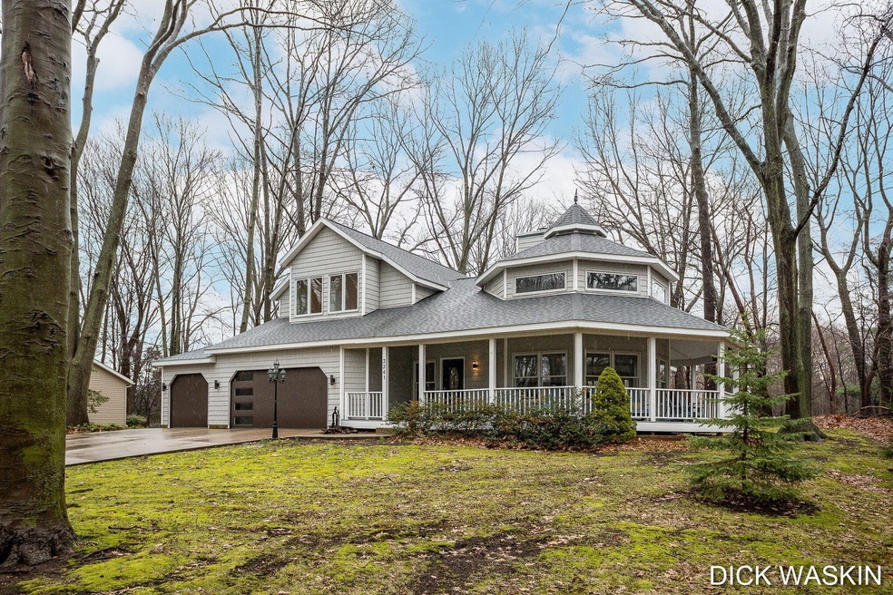 3-web-or-mls-3341 Clearview Ln Saugatuck