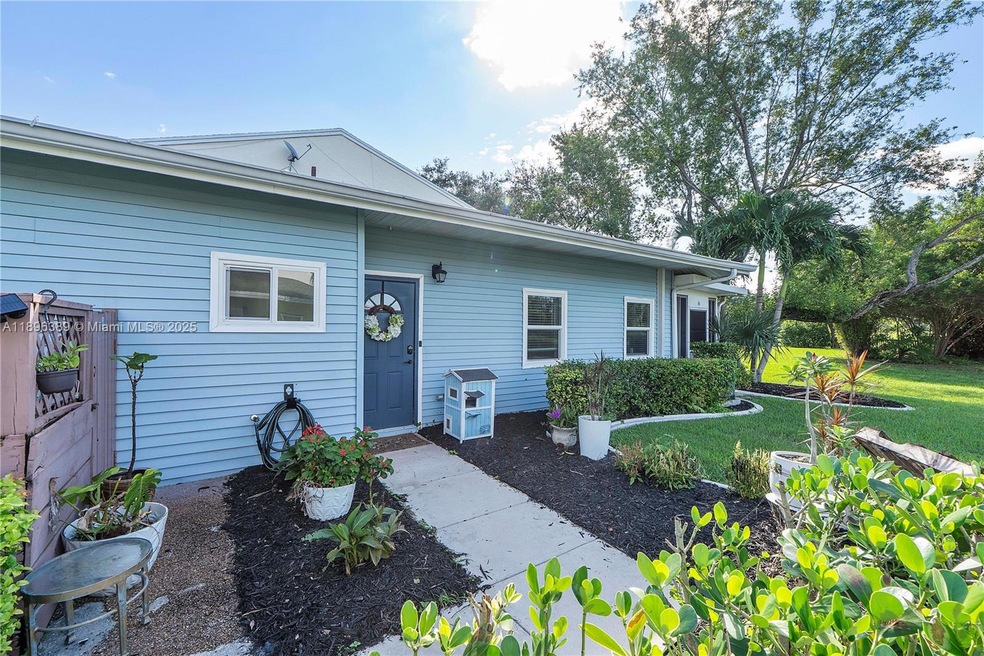 4764 S Hemingway Cir, Margate, FL 33063 - photo 1