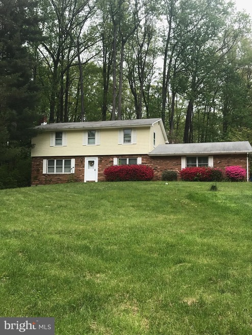 1500 Springlake Way S, Sykesville, MD 21784 - photo 1