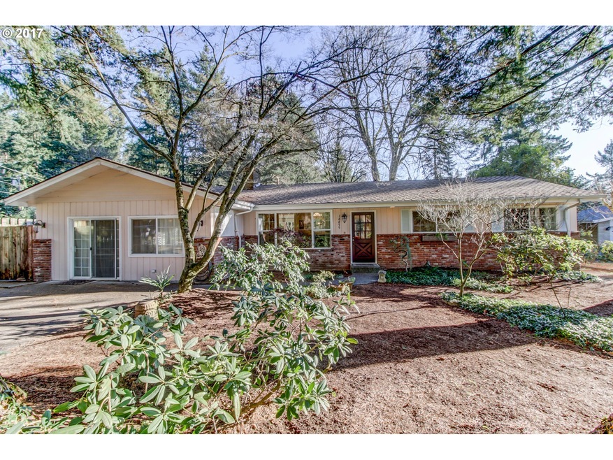 16855 Gassner Ln, Lake Oswego, OR 97035 - photo 1