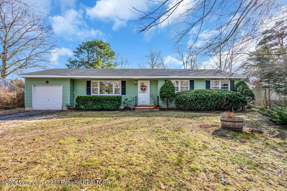 231 Nautilus Blvd, Forked River, NJ 08731 - photo 1