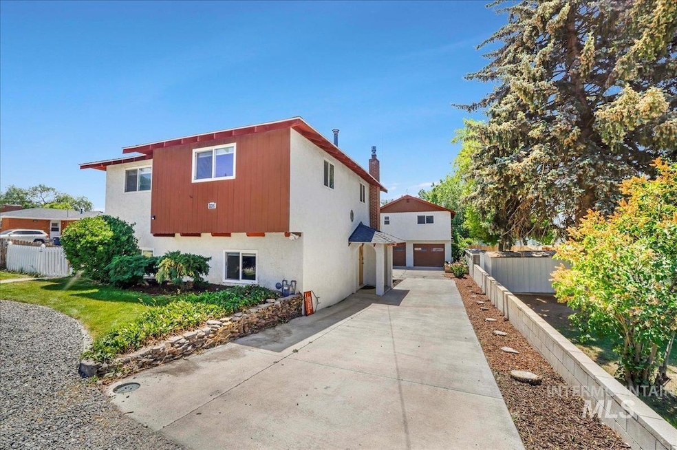 1922 Shoup Ave E, Twin Falls, ID 83301 - photo 1