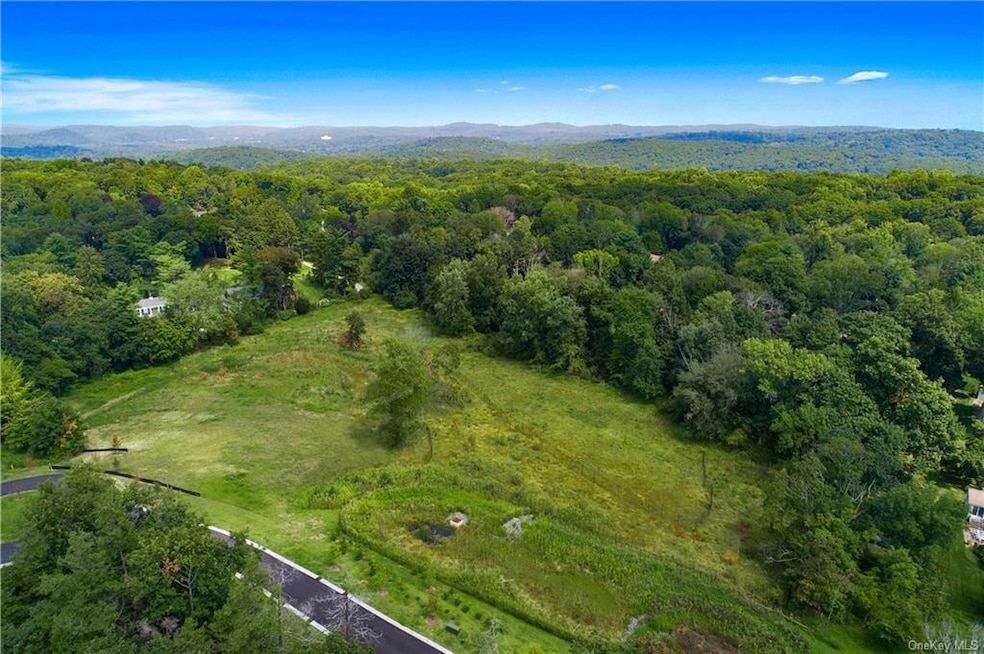 2 Meadow Hill Way, Chappaqua, NY 10514 - photo 1