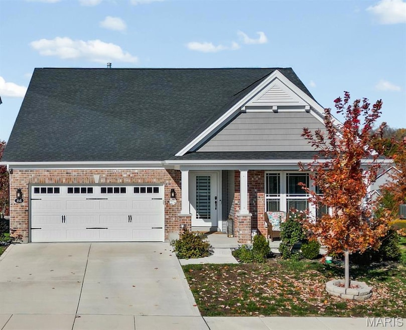 155 Palais Ct, Saint Charles, MO 63301 - photo 1