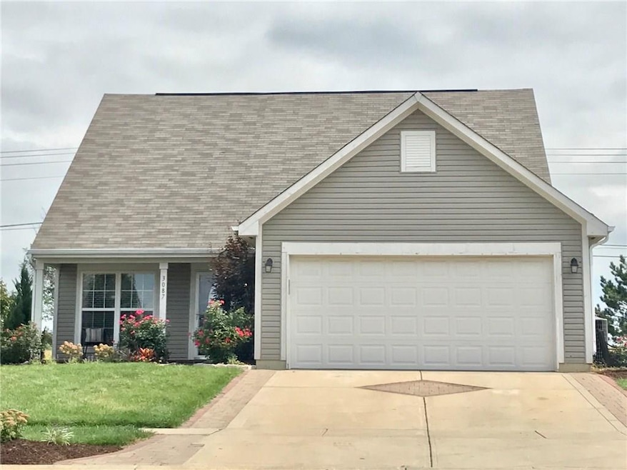 3087 Lodgepole Dr, Whiteland, IN 46184 - photo 1