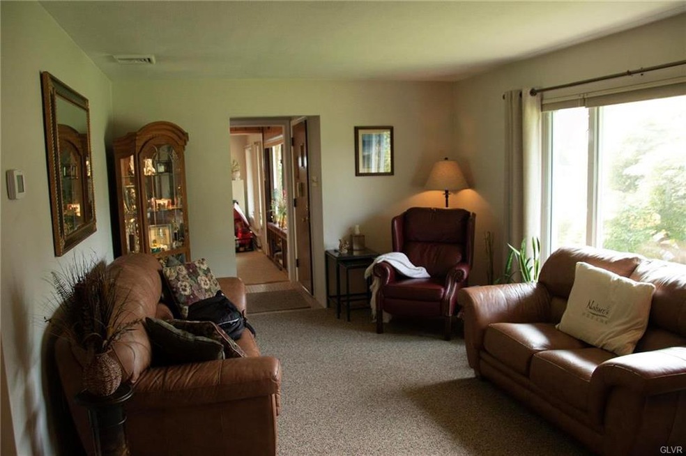 3223 Byrd Ave, Allentown, PA 18103 - photo 1