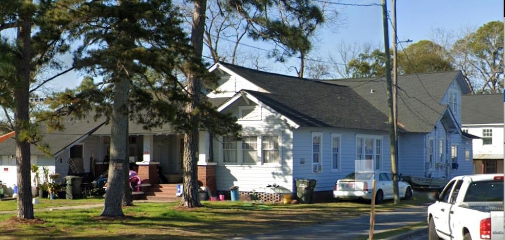 For Sale $275,000 • Co-Listing Agent