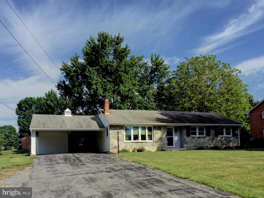 2905 Philadelphia Ave, Chambersburg, PA 17201 - photo 1