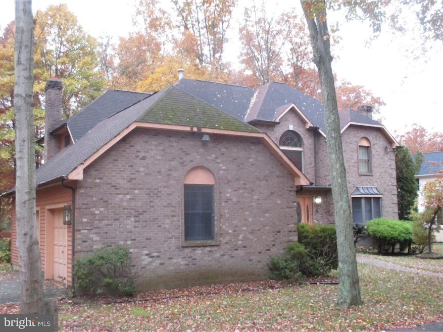 22 N Tanglewood Dr, Gibbsboro, NJ 08026 - photo 1