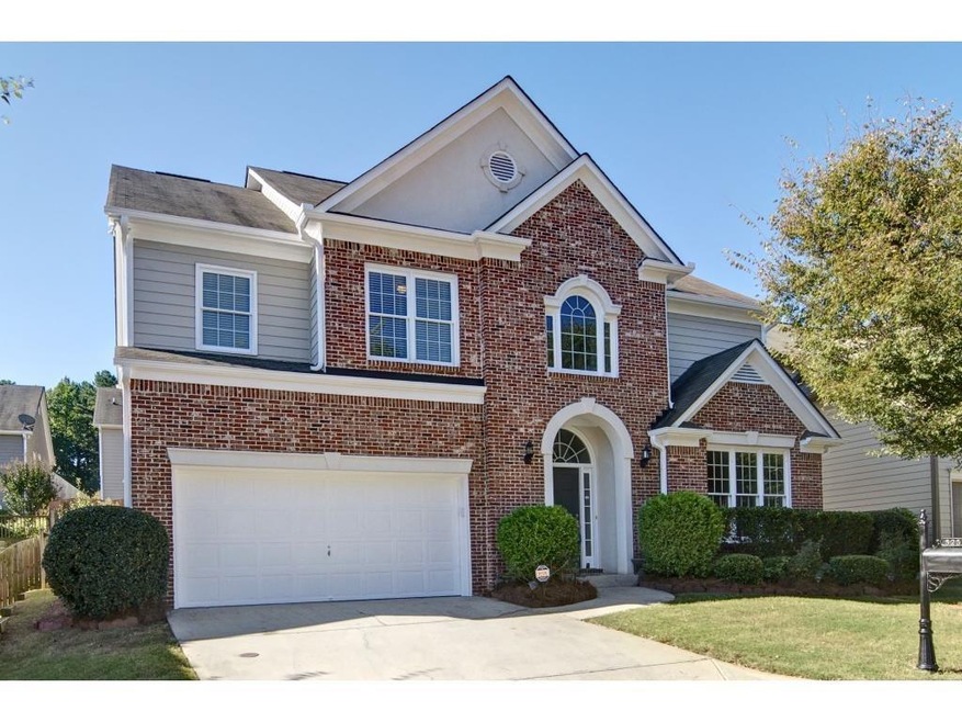 BEAUTIFUL FOUR BEDROOM LOCATED IN HAMILTON GROVE