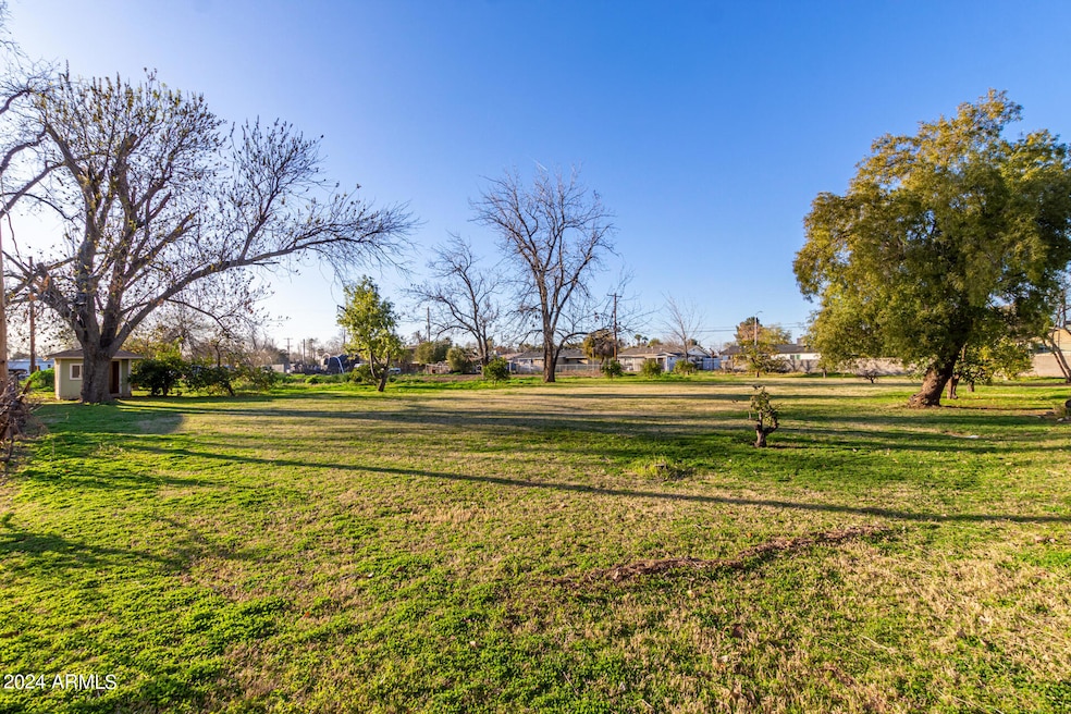 1118 E Dolphin Cir, Mesa, AZ 85204 - photo 1