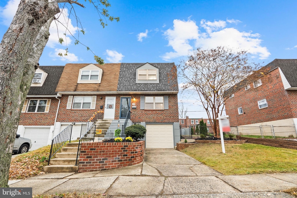 For Sale $304,900 • Co-Listing Agent