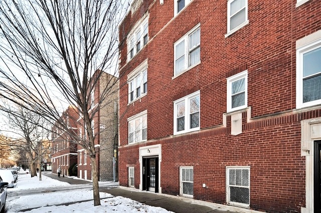 2015 W Argyle St unit 1, Chicago, IL 60625 - photo 1