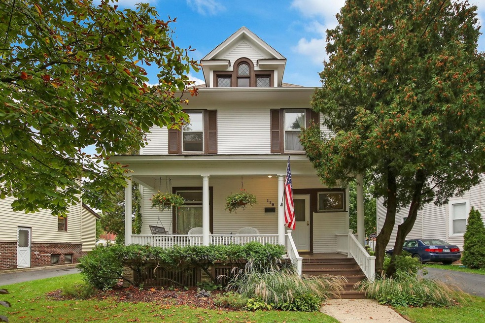 118 N Chapel St, Waukegan, IL 60085 - photo 1