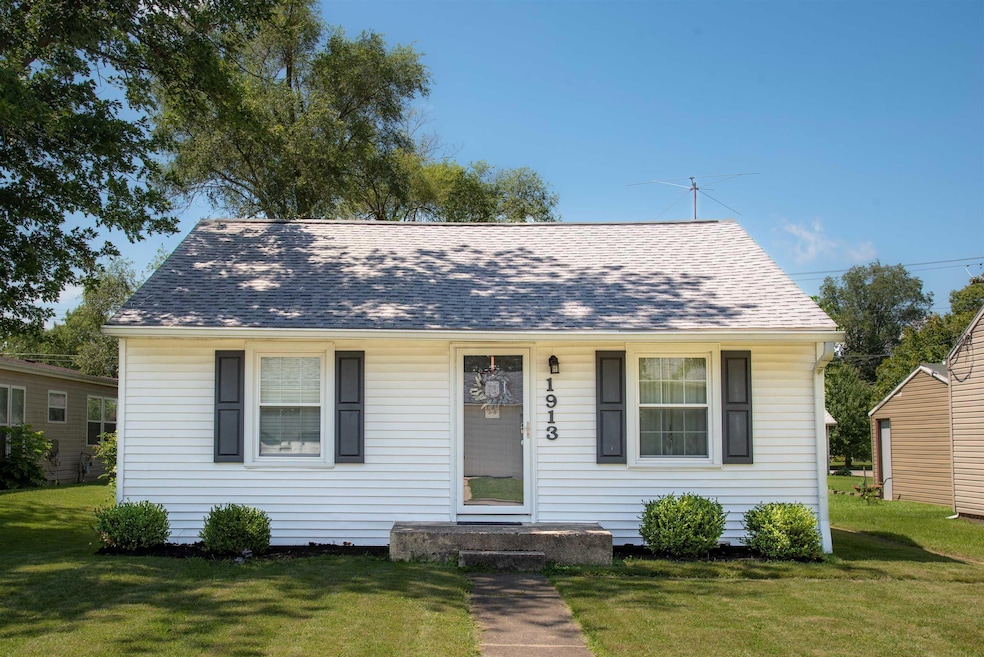 1913 N Buckles St, Muncie, IN 47303 - photo 1
