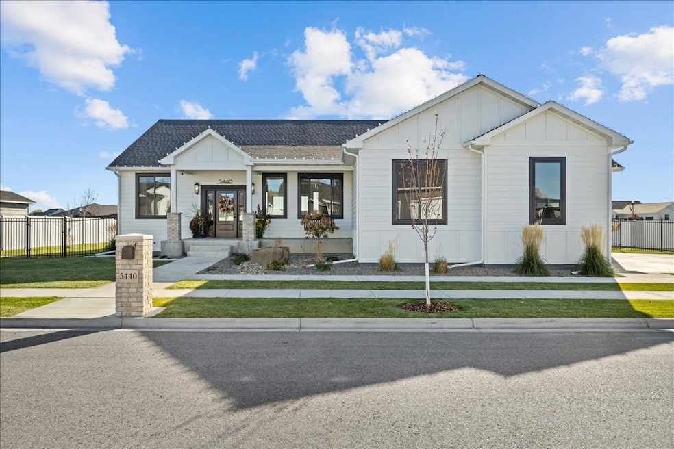5440 Riesling Ln, Billings, MT 59106 - photo 1