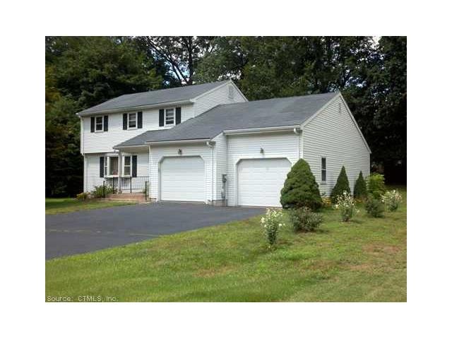 236 Woodmont Dr, East Hartford, CT 06118 - photo 1