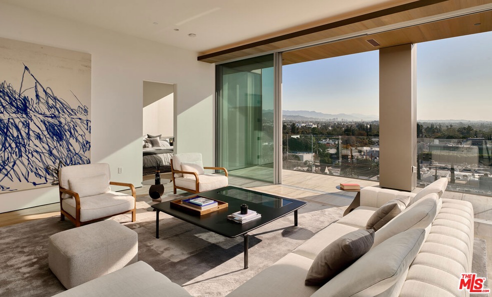 Sold $5,630,000 • Co-Listing Agent