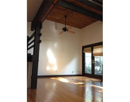 3 Lilac Ct unit 3, Cambridge, MA 02141 - photo 1