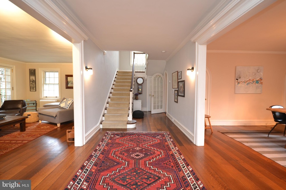 102 Lansdowne Ct, Lansdowne, PA 19050 - photo 1