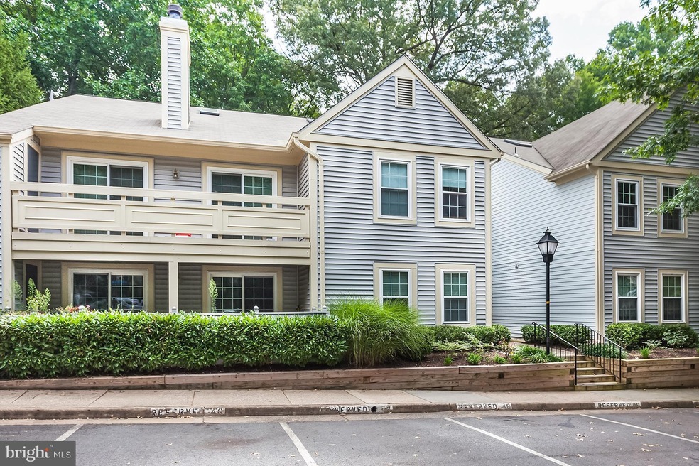 2225 Lovedale Ln unit 306A, Reston, VA 20191 - photo 1