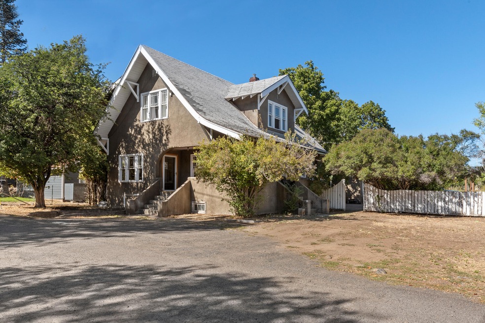 Sold $840,000 • Co-Listing Agent