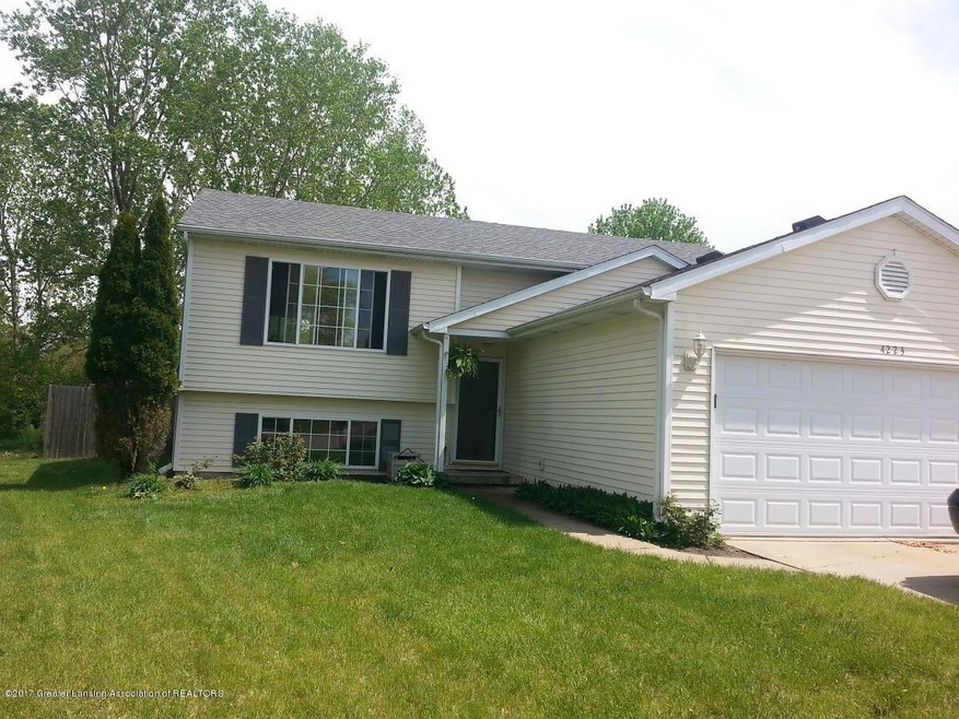4223 Lochinver Cir, Lansing, MI 48911 - photo 1