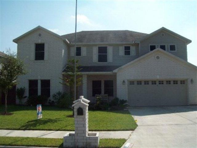 1906 Beatrice Ave, Edinburg, TX 78539 - photo 1