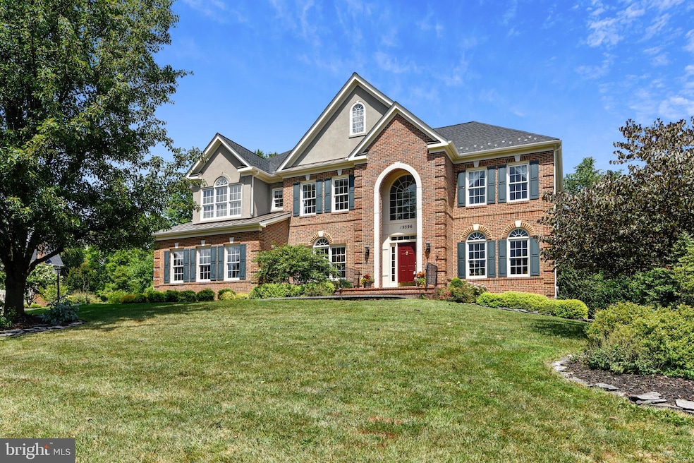 19396 Emerald Park Dr, Leesburg, VA 20175 - photo 1