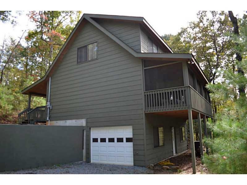 Exterior Front. Right Side view