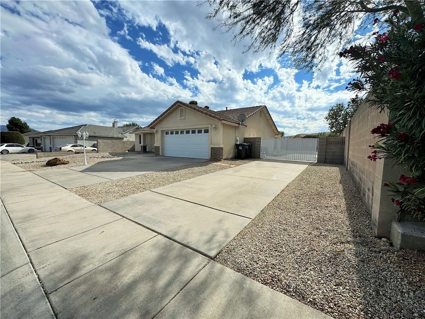 2032 Dale Evans Way, Kingman, AZ 86409 - photo 1