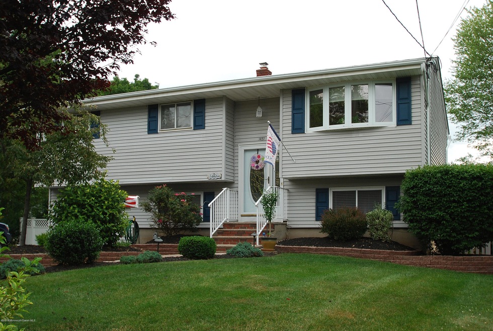 1431 Clinton Ave, South Plainfield, NJ 07080 - photo 1