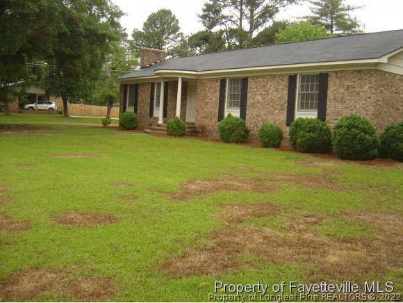 555 Lennox Dr, Fayetteville, NC 28303 - photo 1