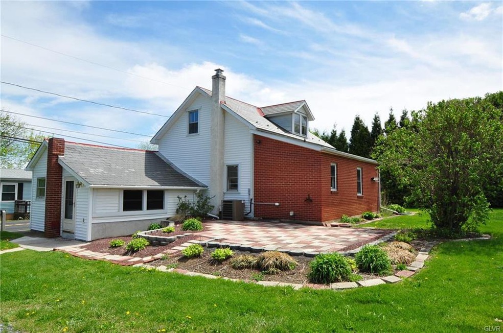 5464 2nd St, Whitehall, PA 18052 - photo 1