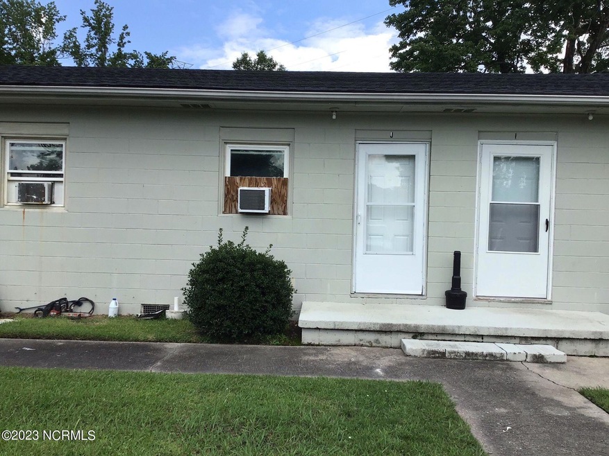 165 Lakewood Dr unit J, Jacksonville, NC 28546 - photo 1
