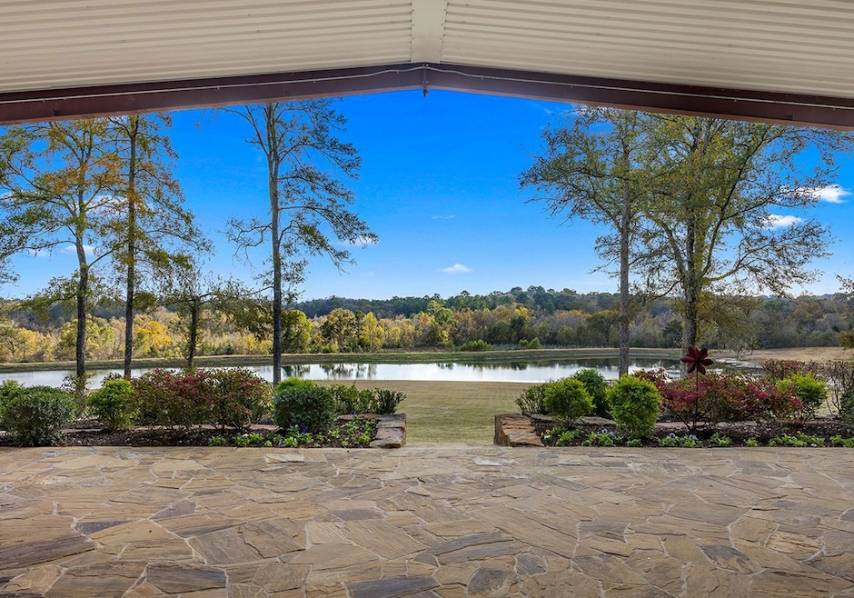 250 Farm To Market 3128, Coldspring, TX 77331 - photo 1