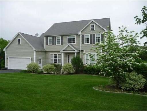 65 Acorn Dr, Uxbridge, MA 01569 - photo 1