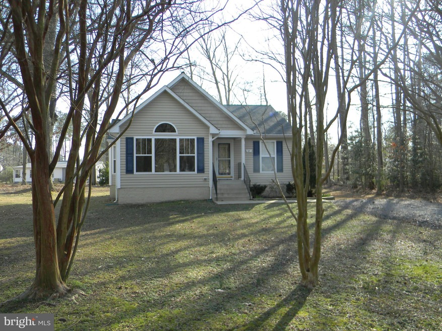 145 Mount Vernon Dr, Colonial Beach, VA 22443 - photo 1