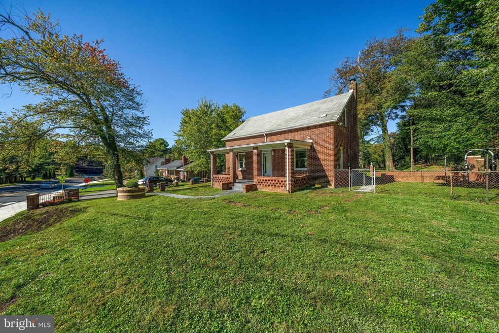 1914 Kirby Rd, McLean, VA 22101 - photo 1