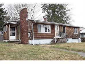 636 4th Ave, Woonsocket, RI 02895 - photo 1