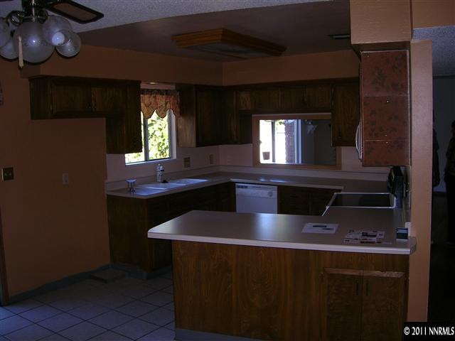 1730 Trabert Way, Sparks, NV 89431 - photo 1