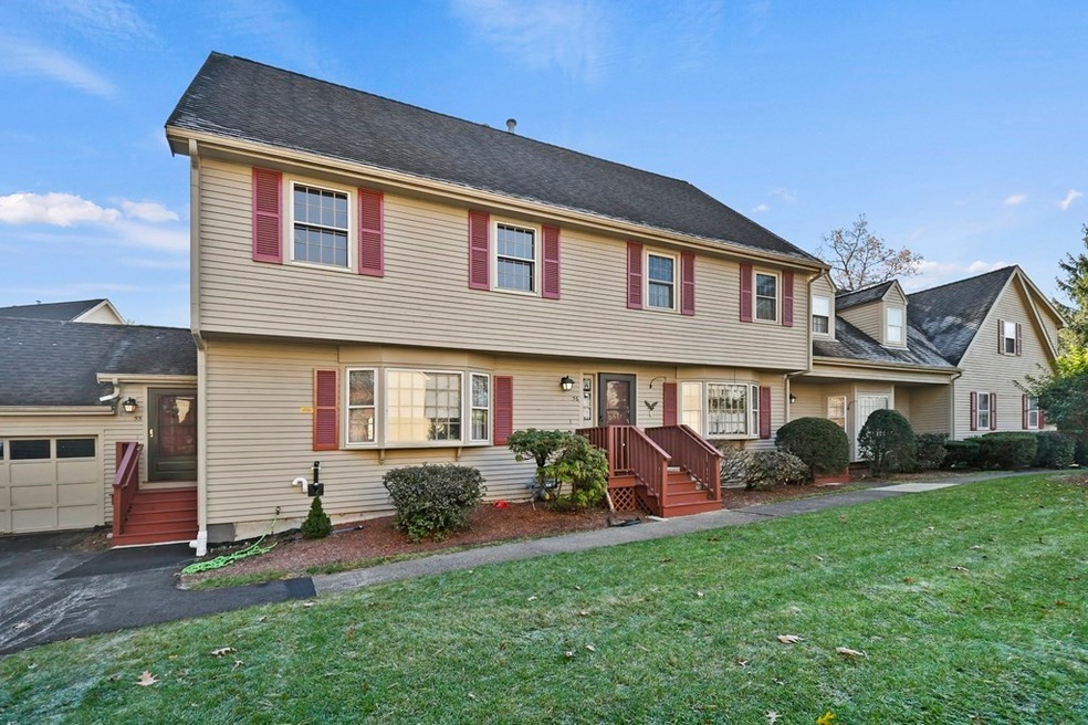 55 Quail Run, Tewksbury, MA 01876 - photo 1