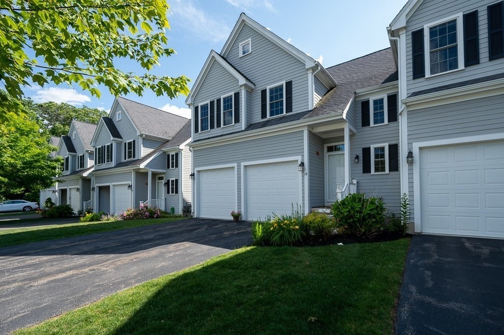 15 Country Candle Ln unit 15, Northborough, MA 01532 - photo 1