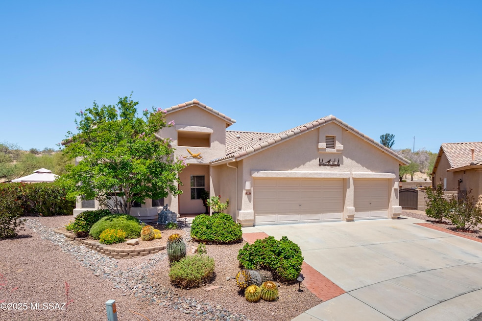 2377 W Catalina View Dr